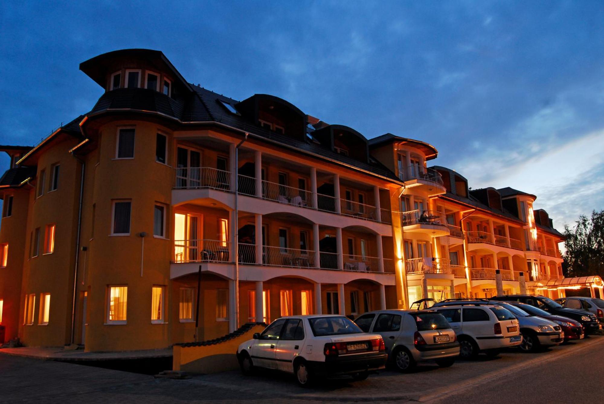 Hotel Venus Zalakaros Exterior foto